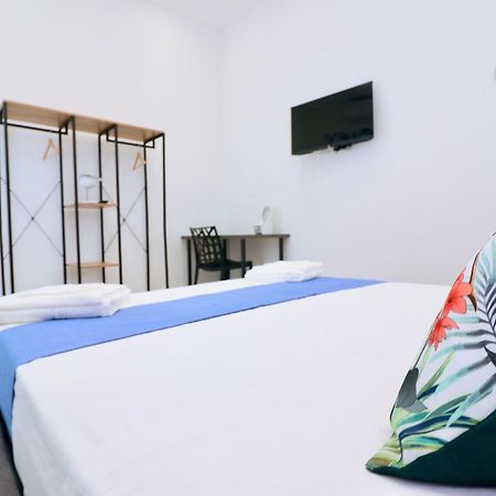 נאפולי Airport Guest Houses מראה חיצוני תמונה