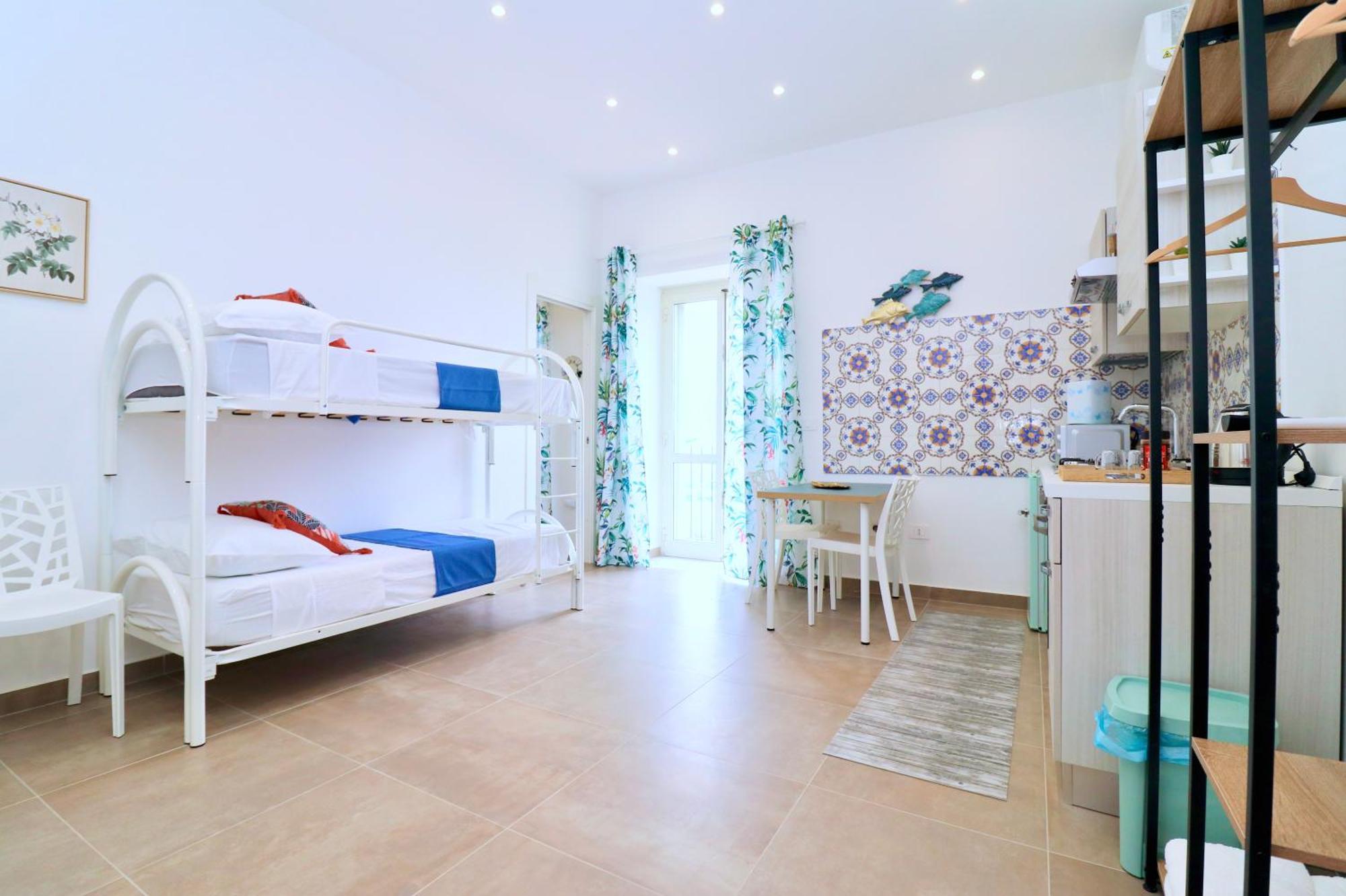 נאפולי Airport Guest Houses מראה חיצוני תמונה