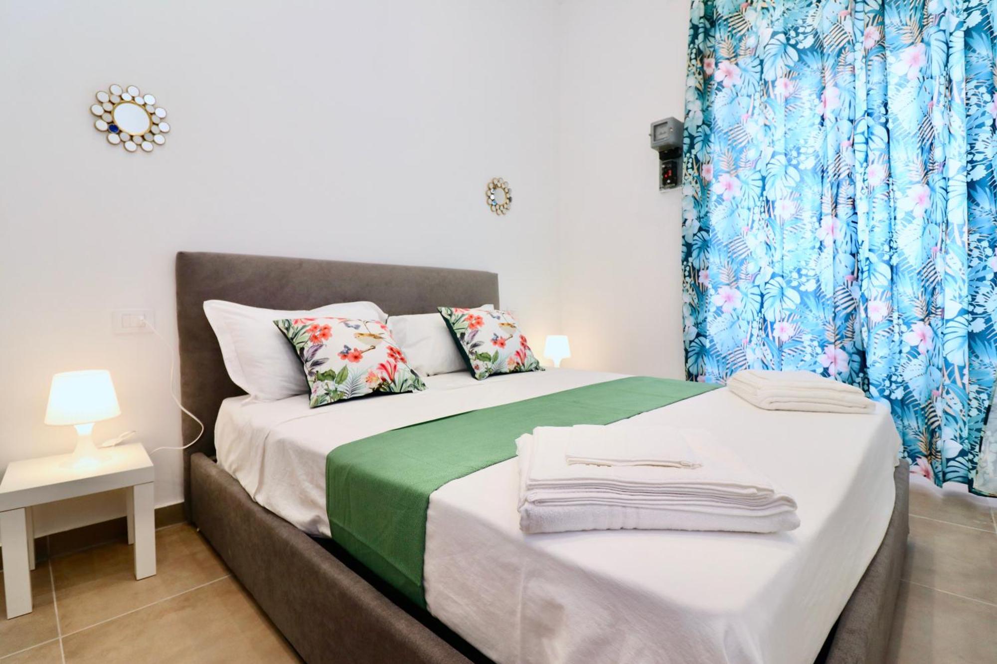 נאפולי Airport Guest Houses מראה חיצוני תמונה